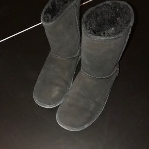 Bear paw boots! Great condition!